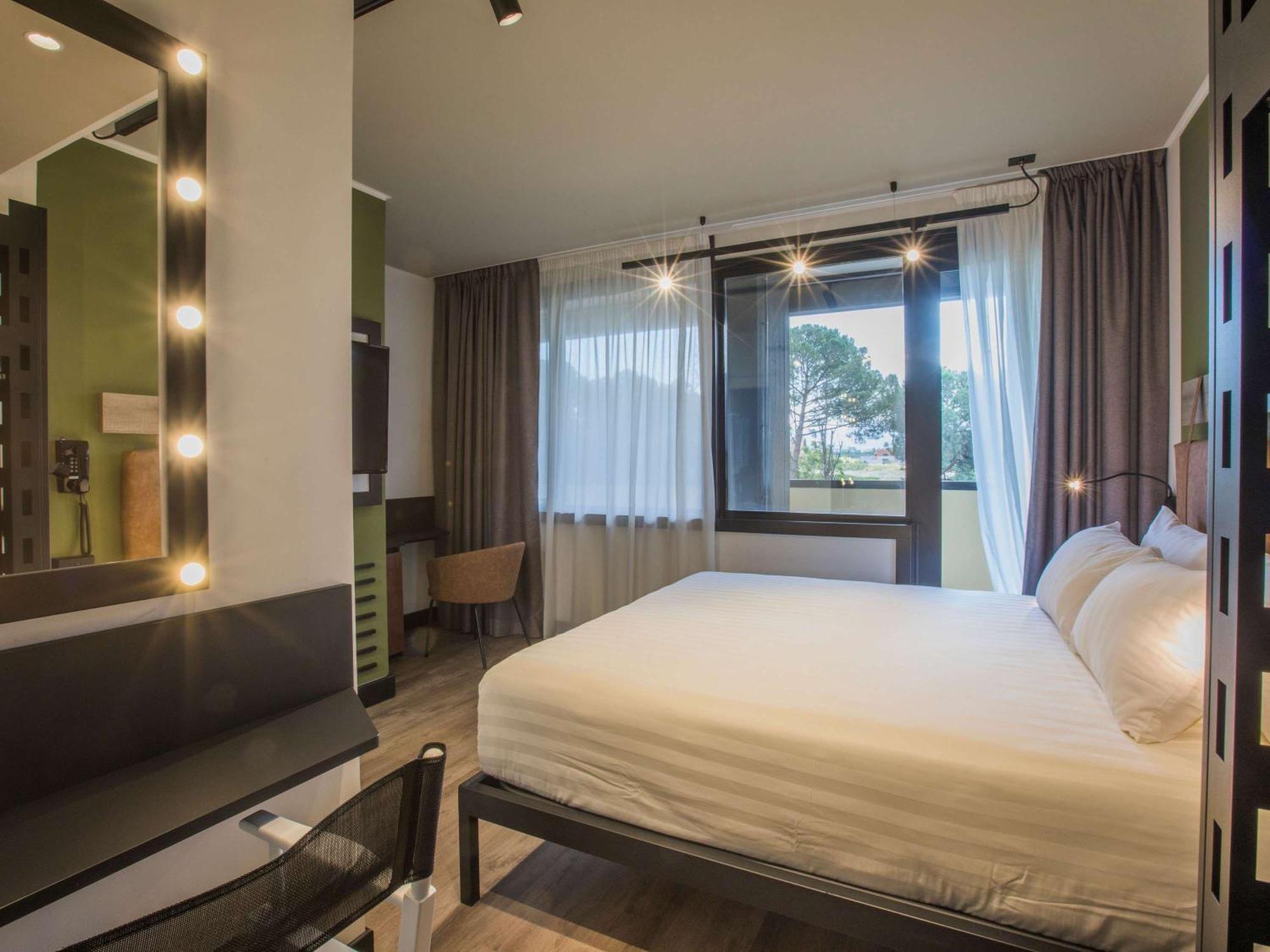 Mercure Cinecitta Roma